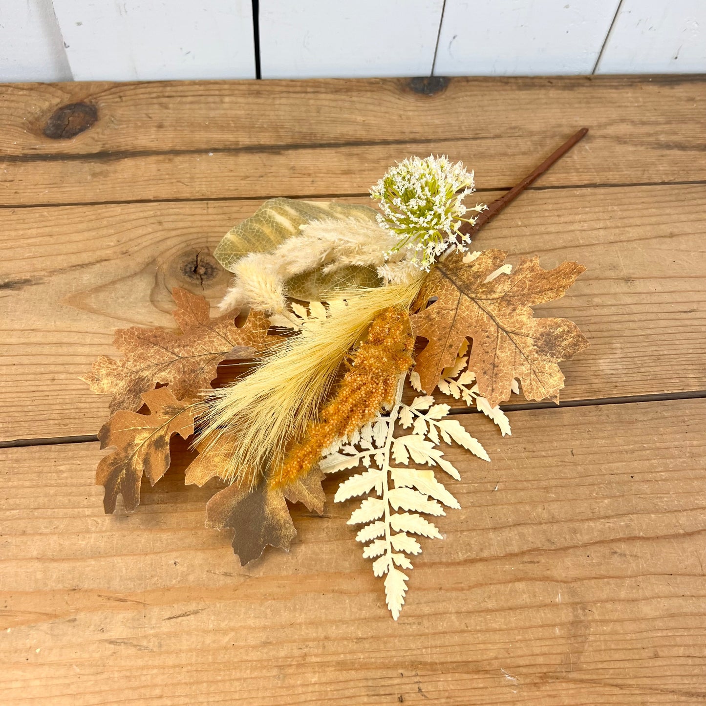 Neutral Mixed Leaf Stem