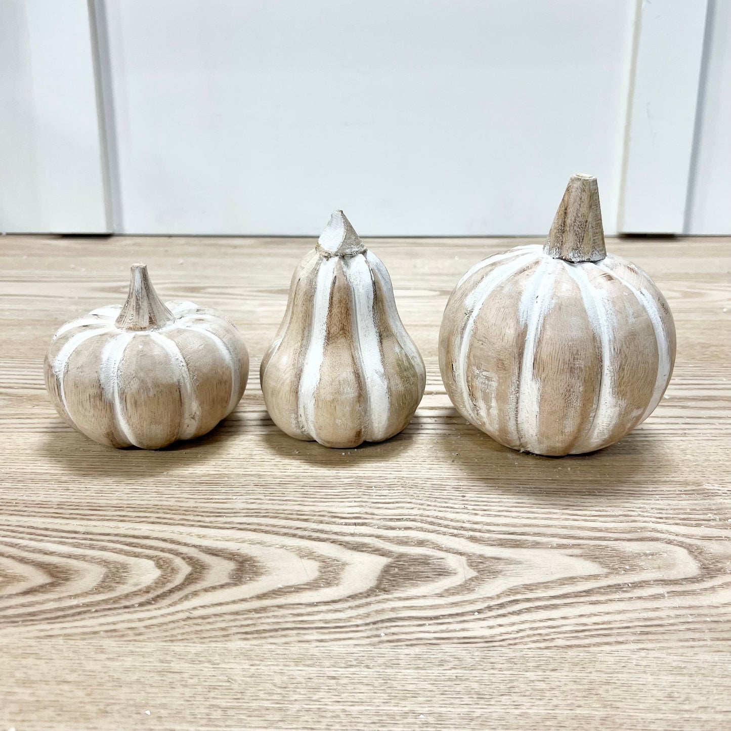 White Washed Mango Wood Pumpkins