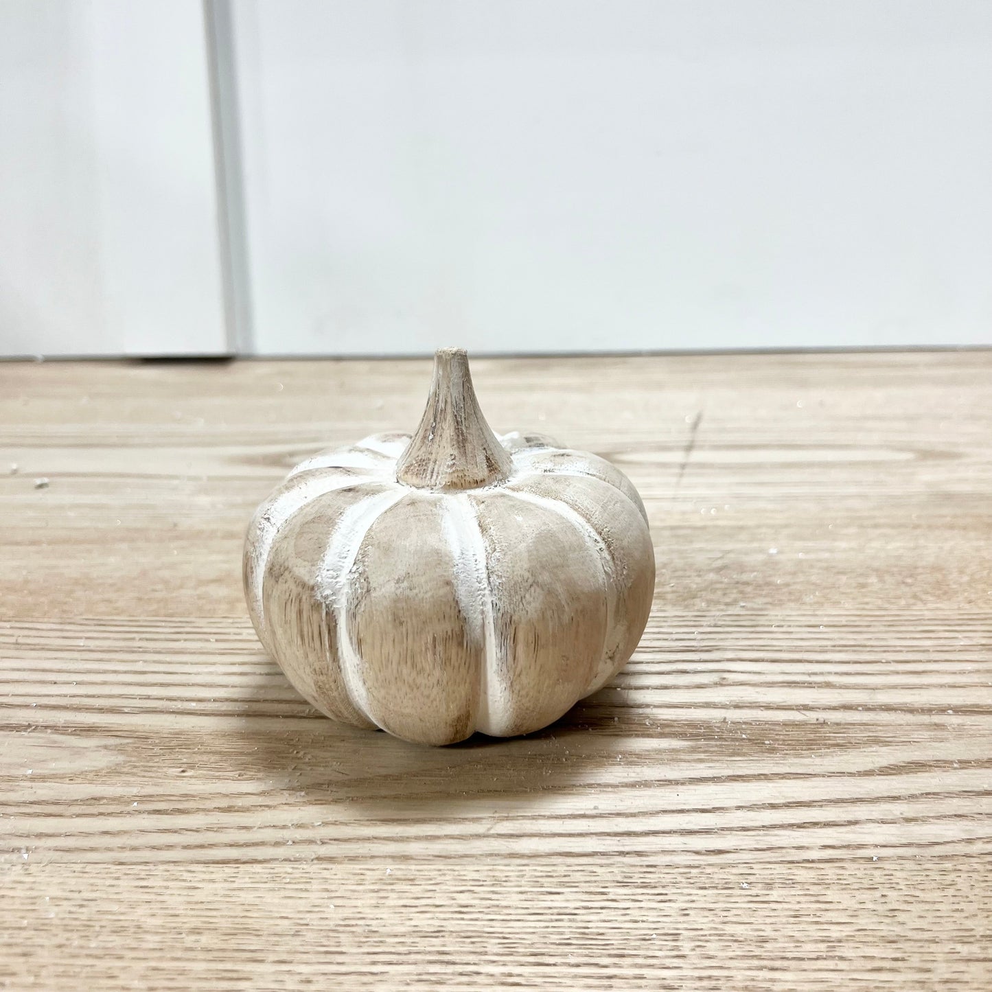 White Washed Mango Wood Pumpkins