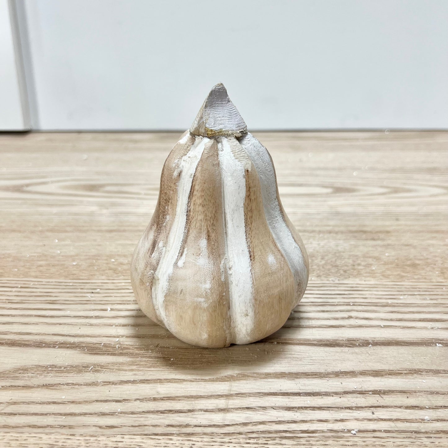 White Washed Mango Wood Pumpkins